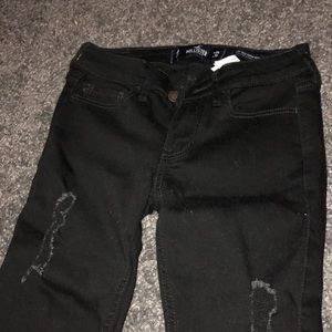 0R black ripped jeans